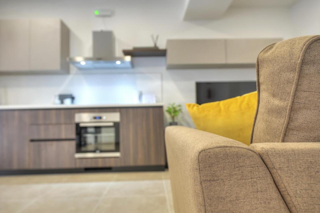 Gzira Brand New And Tastefully Furnished 2 Bedroom Apartment Ddif1-2 מראה חיצוני תמונה